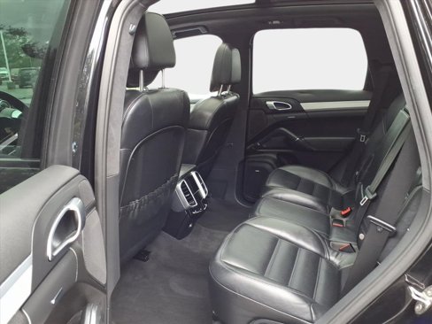 Used 2013 Porsche Cayenne GTS image 12