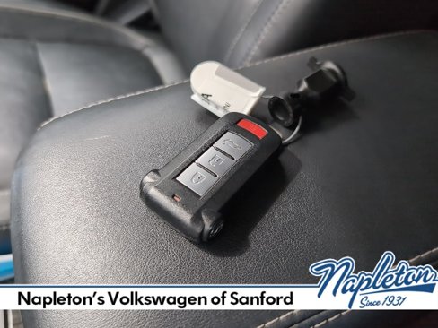 Used 2018 Mitsubishi Outlander SEL image 24