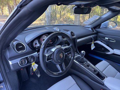 New 2025 Porsche 718 Boxster image 12