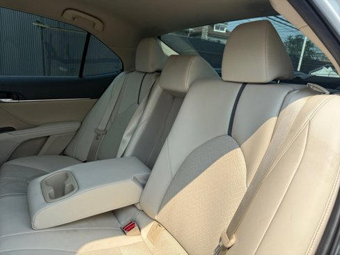 Certified 2022 Toyota Camry XLE w/ Navigation Package image 24