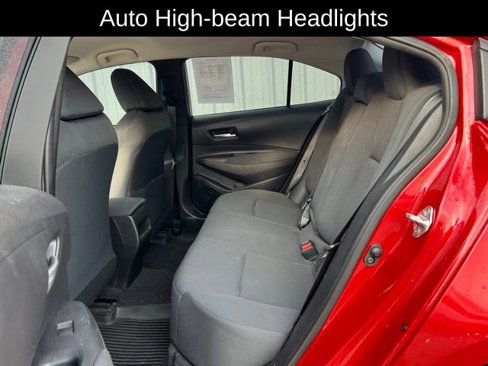 Used 2020 Toyota Corolla LE image 10