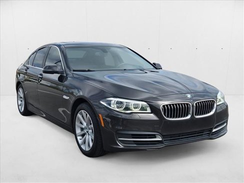 Used 2014 BMW 535i Sedan image 3