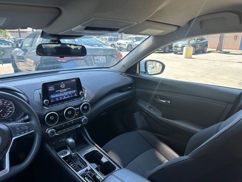 Used 2024 Nissan Sentra SV image 33
