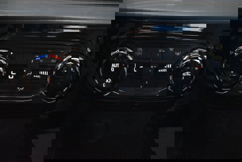 New 2025 Chevrolet Trax LT image 29