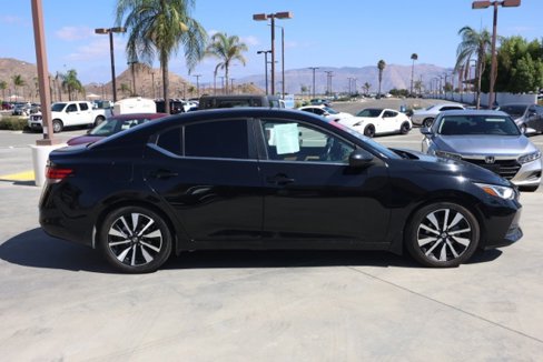 Used 2022 Nissan Sentra SV w/ SV Premium Package image 3