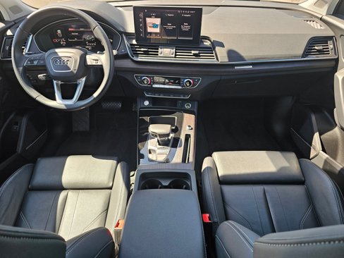 Certified 2024 Audi Q5 2.0T Premium Plus image 10