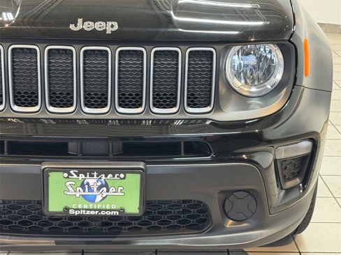 Used 2023 Jeep Renegade Latitude image 14
