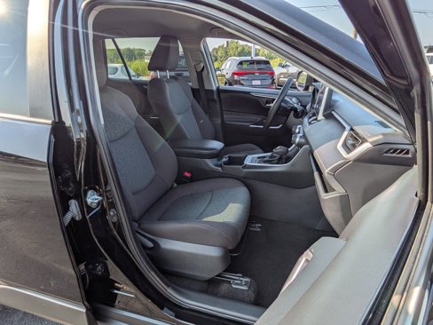 Used 2023 Toyota RAV4 XLE image 21