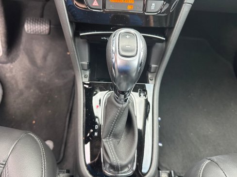 Used 2019 Buick Encore Essence image 23