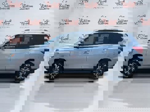Used 2020 Nissan Pathfinder SL image 9