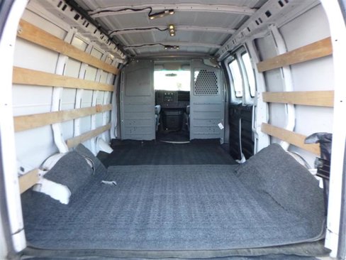 Used 2015 GMC Savana 2500 image 16