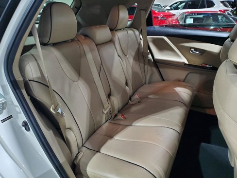 Used 2013 Toyota Venza XLE image 18