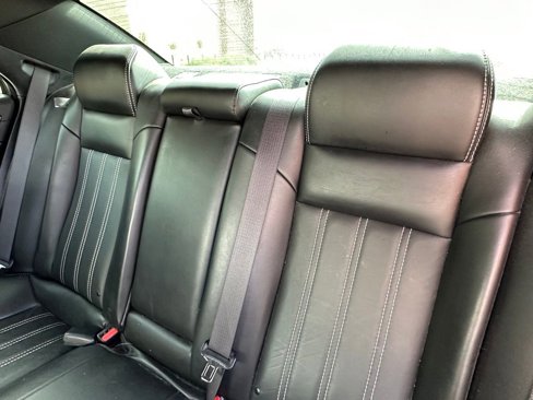 Used 2019 Chrysler 300 S w/ S Model Appearance Package image 8