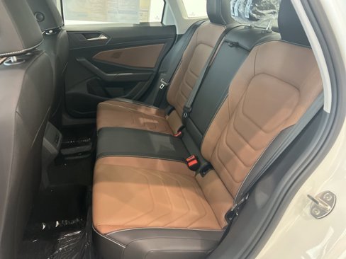 New 2025 Volkswagen Jetta SEL image 13