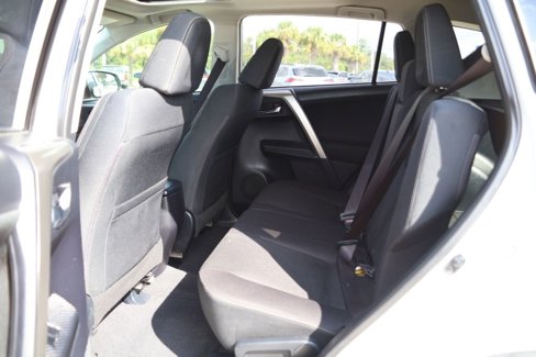Used 2015 Toyota RAV4 XLE image 9