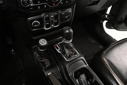 Used 2023 Jeep Gladiator Overland image 16