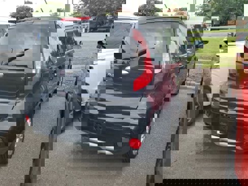 Used 2018 Kia Soul + image 8