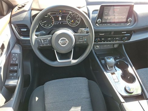 Used 2021 Nissan Rogue SV image 21