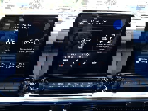 Used 2023 Kia Forte LXS w/ LXS Technology Package image 13