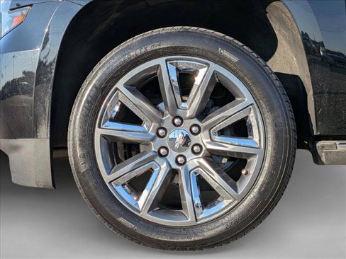Used 2016 Chevrolet Suburban LTZ image 24
