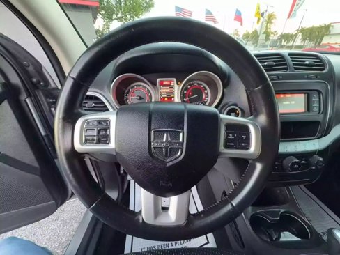 Used 2017 Dodge Journey SE w/ Flexible Seating Group image 20