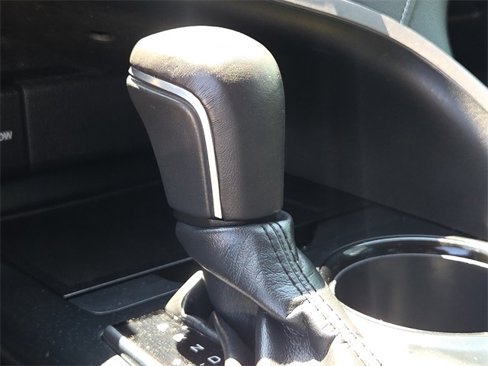 Used 2019 Toyota Camry SE image 21