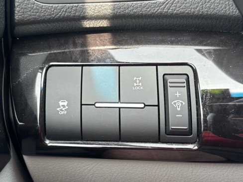 Used 2015 Kia Sorento LX image 21