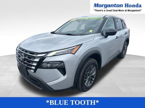 Used 2024 Nissan Rogue S image 3
