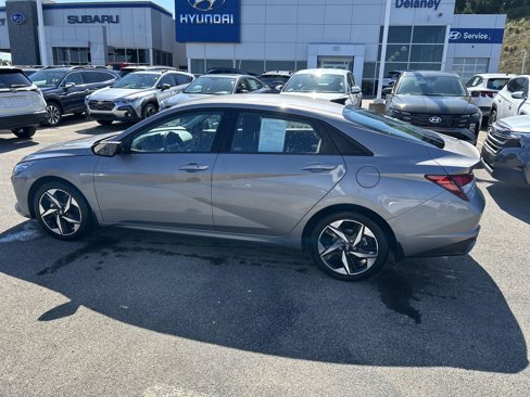 Certified 2023 Hyundai Elantra SEL w/ Convenience Package image 17