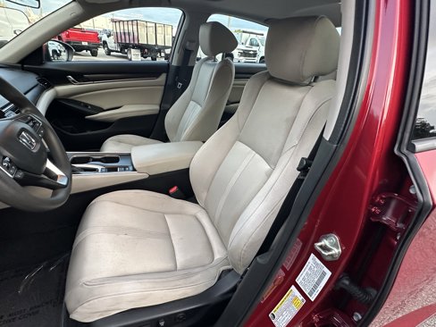 Used 2019 Honda Accord EX image 30