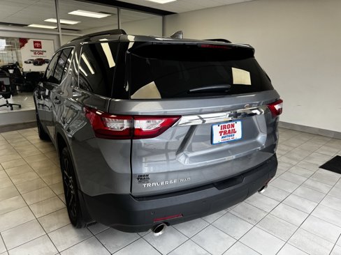 Used 2020 Chevrolet Traverse LT image 30