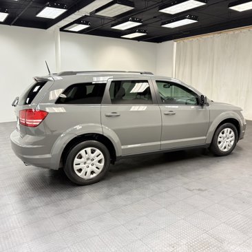Used 2020 Dodge Journey SE image 6