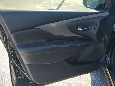 Certified 2020 Nissan Murano SL w/ Moonroof Package image 13