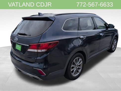 Used 2017 Hyundai Santa Fe SE image 7