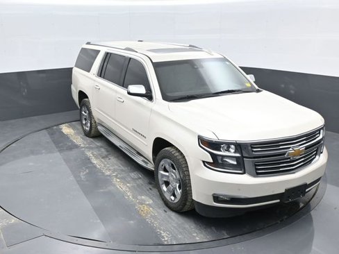 Used 2015 Chevrolet Suburban LTZ image 22