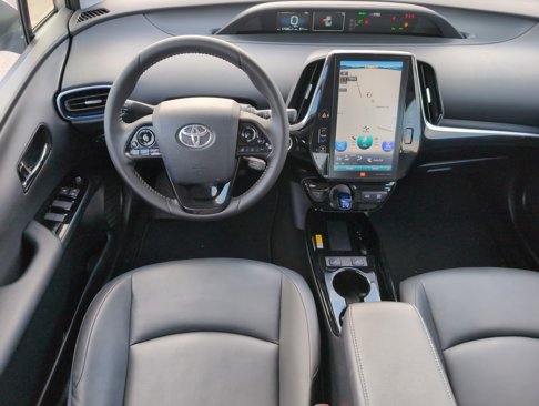 Used 2021 Toyota Prius L Eco image 20