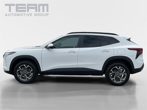 New 2026 Chevrolet Trax LT w/ Driver Confidence Package image 4