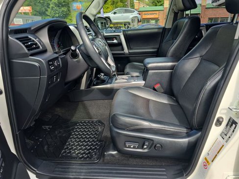 Used 2018 Toyota 4Runner SR5 image 23