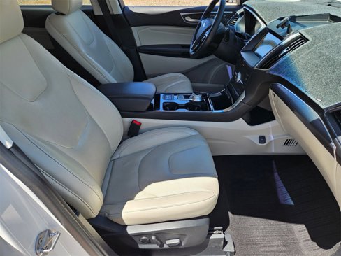 Certified 2020 Ford Edge Titanium w/ Equipment Group 301A image 22