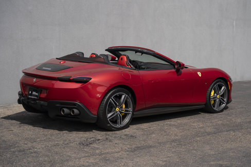 Used 2024 Ferrari Roma Spider image 6