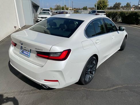 Used 2025 BMW 330i xDrive Sedan image 5