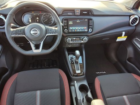 New 2025 Nissan Versa SR w/ Trunk Package image 6