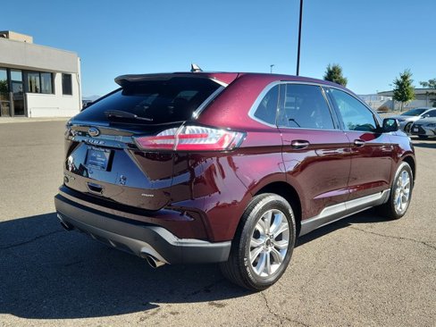 Certified 2024 Ford Edge Titanium image 3
