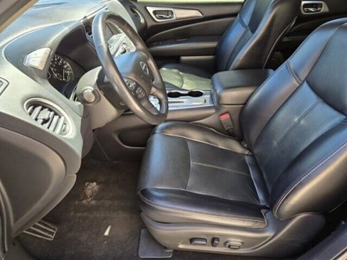 Used 2020 Nissan Pathfinder SL image 11