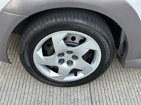 Used 2008 Pontiac Vibe image 25