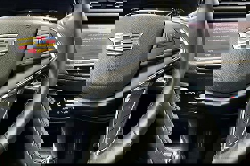Used 2020 Cadillac XT5 Luxury image 25