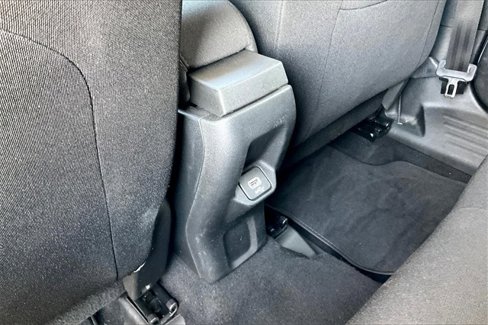 Used 2019 Jeep Renegade Latitude image 35