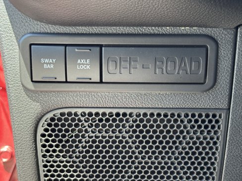 Used 2013 Jeep Wrangler Unlimited Rubicon image 28