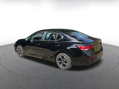 Used 2024 Nissan Sentra SV image 8