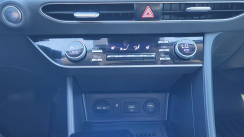 Used 2022 Hyundai Sonata SEL w/ Convenience Package image 15